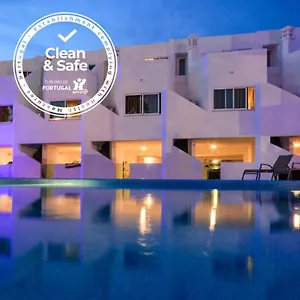 hotel-lagoa-8400-395.hotelaalgarve.com/