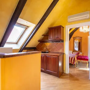 Aparthotel Nosticova 